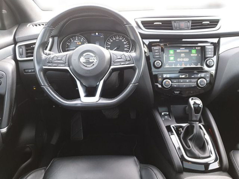 Nissan Qashqai Automatik Tekna+ / 1 Wartung kostenfrei!